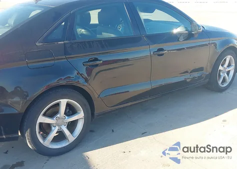 2015 Audi A3 2.0T Premium z USA, uszkodzony, nr VIN WAUBFGFF7F1105646